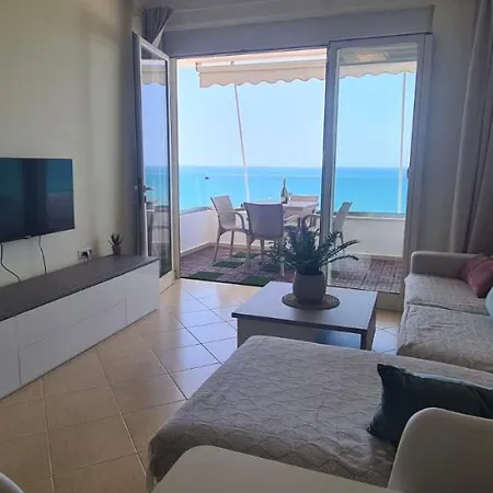 Kledia's Apartment *